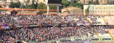 La curva nord allo stadio Massimino durante Catania - Catanzaro