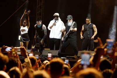 Black Eyed Peas a Catania
