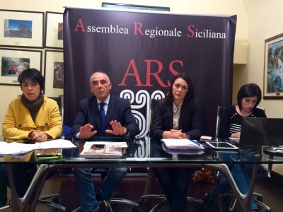 Malaponti, Zafarana e Foto alla conferenza stampa di stamattina sul Contratto di Servizio della Regione
