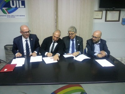 Firma accordo tra Confapi e Cigl Cisl e Uil